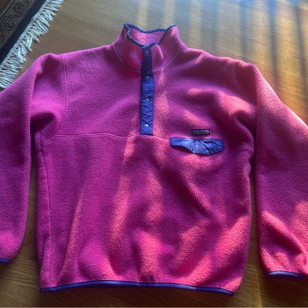 Patagonia 1990 vintage Pink and purple snap t Fleece men’s medium